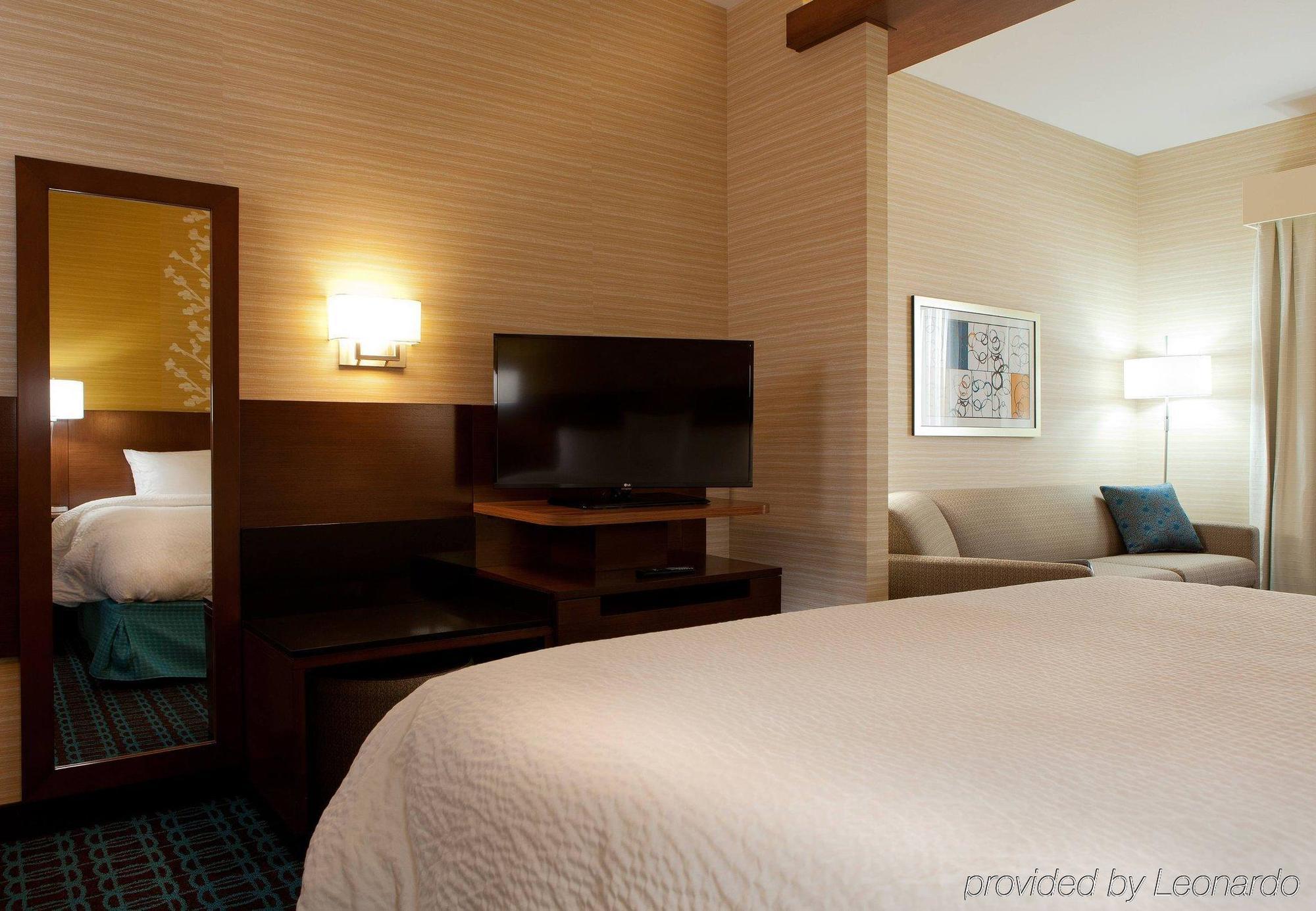 Fairfield Inn & Suites By Marriott Lethbridge Extérieur photo